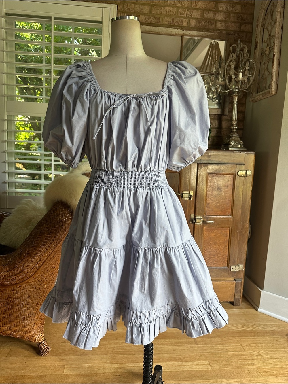 JAQUIE THE LABEL LILAC PUFF SLEEVE DRESS LARGE NEW POCKETS